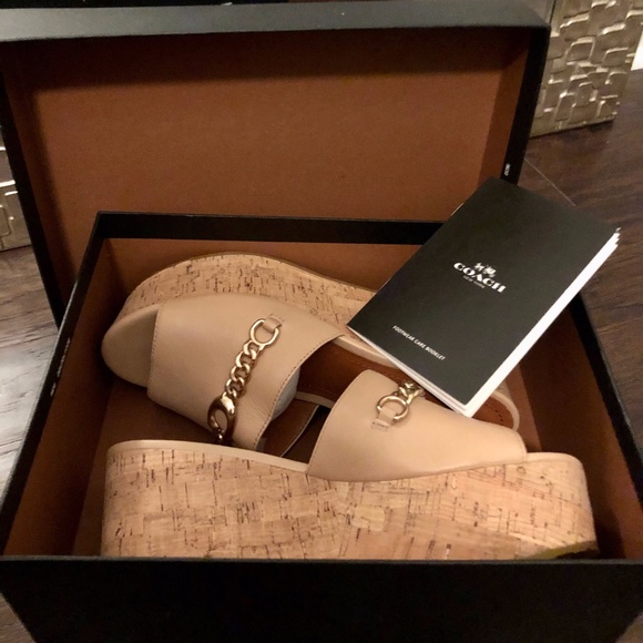 COACH Wedges - Picture 3 of 5